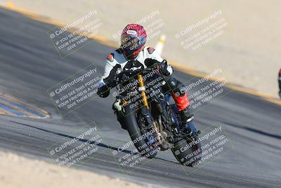 media/Nov-15-2024-CVMA Friday Practice (Fri) [[b142d29251]]/4-Group 4 and Trackday/Session 2 (Turn 10)/